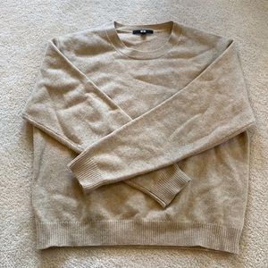 Uniqlo cozy beige sweater